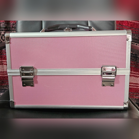 Pink and Silver Large Makeup Case - Picture 2 of 8